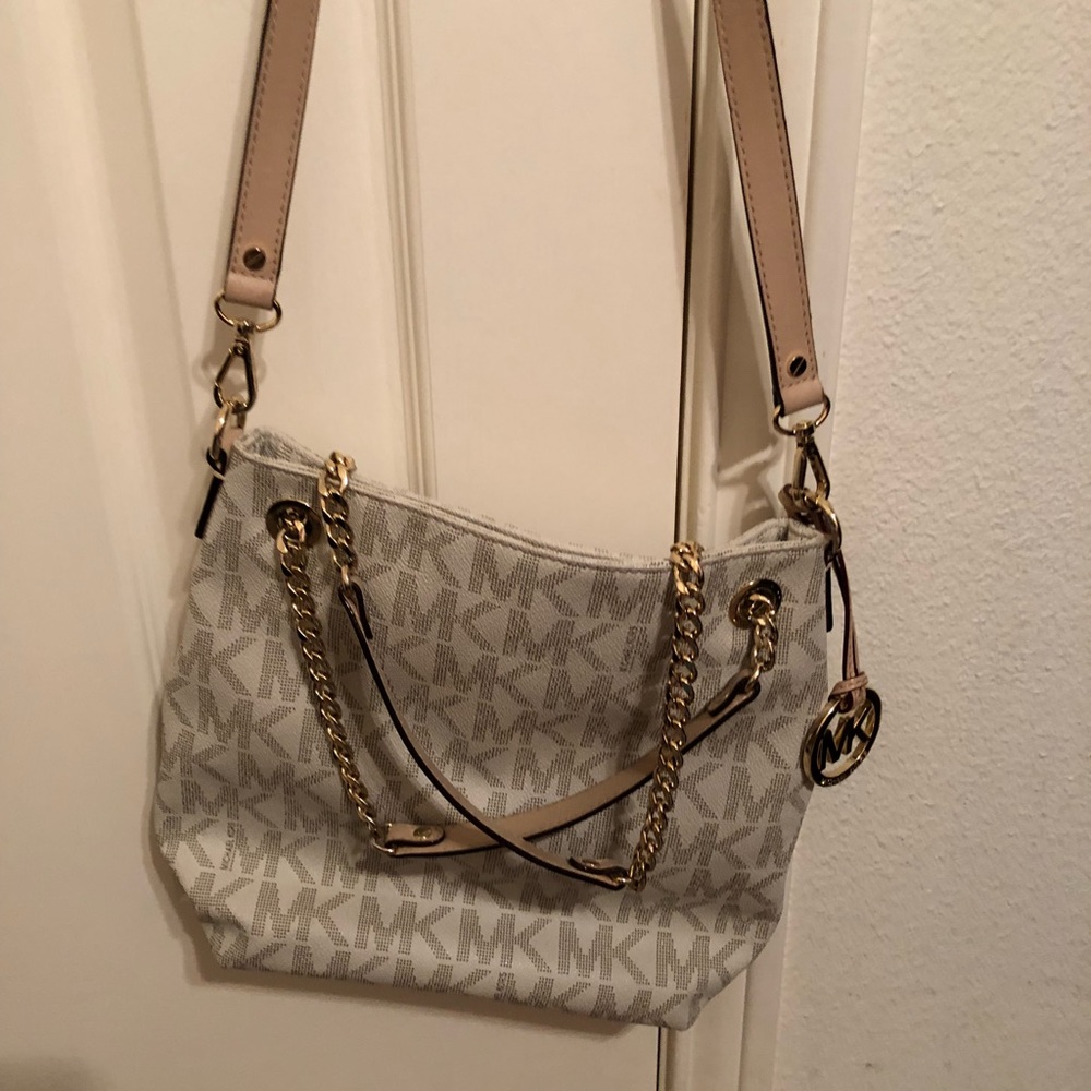 Michael Kors bag/wallet